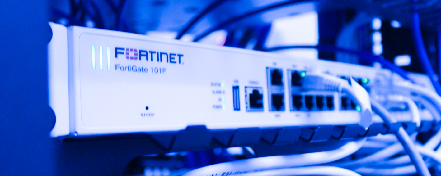 Komponen Penting IT Infrastruktur Perusahaan Modern